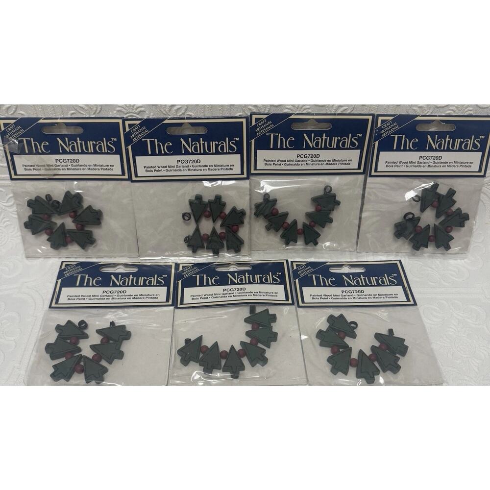 The Naturals Painted Mini Wood Christmas Tree Garland Craft *New LOT Of 7*